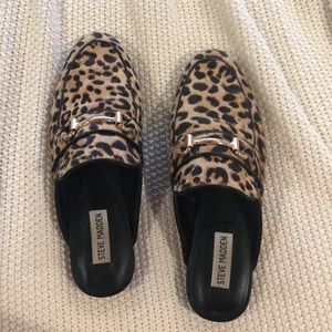 STEVE MADDEN KANDI LEOPARD MULES SIZE 8